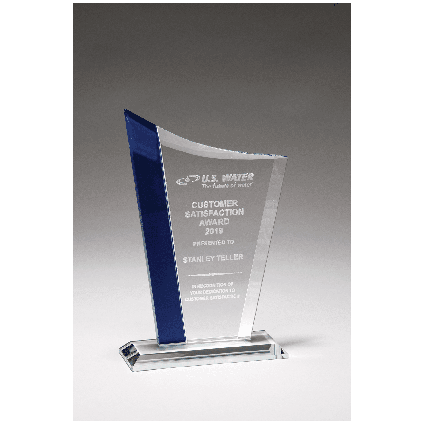 6 1/2" x 9 3/4" Zenith Series Clear Glass Award with Blue Glass Highlights